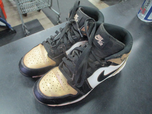 Load image into Gallery viewer, Used Nike Air Jordan Black/Gold Cleats Size 5

