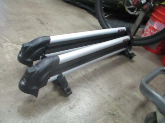 Used Inno Nexess Universal Ski Rack W/ Key