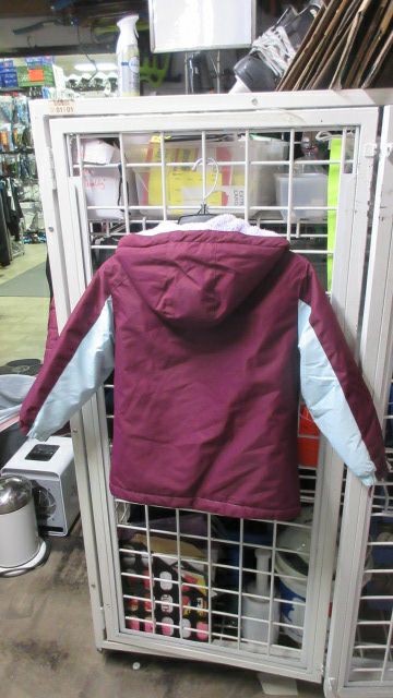 Load image into Gallery viewer, Used Swiss Tech 3 in 1 System Snow Jacket Youth Size XS(4-5)
