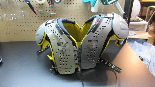 Load image into Gallery viewer, Used Schutt Varsity Flex 2.0 Shoulder Pads - Medium 17&quot;-18&quot;
