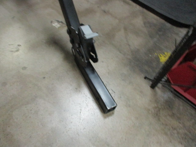 Load image into Gallery viewer, Used Thule 4 Bike Hitch Rack
