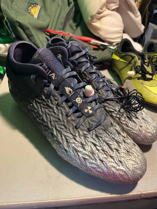 Used Under Armour 10.5 blue and gray cleat