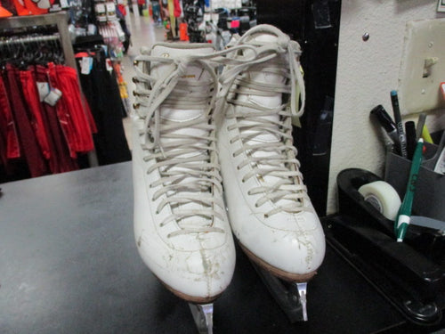Used jackson Premiere Size 7 Figure Skates (Has Wear)