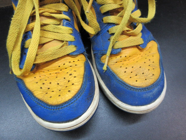 Load image into Gallery viewer, Used Nike Air Jordan 1 Retro High OG Reverse Laney Basketball Shoes - Youth

