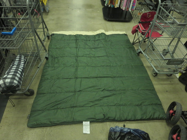 Load image into Gallery viewer, Used Ozark Trail 35°F Double Cool Weather Sleeping Bag
