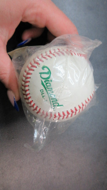 Load image into Gallery viewer, Used Diamond DLL1 Little League Baseballs
