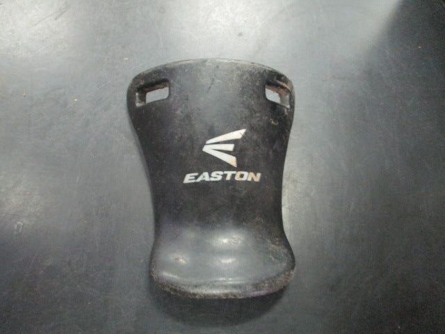 Load image into Gallery viewer, Used Easton Catchers Throat Guard
