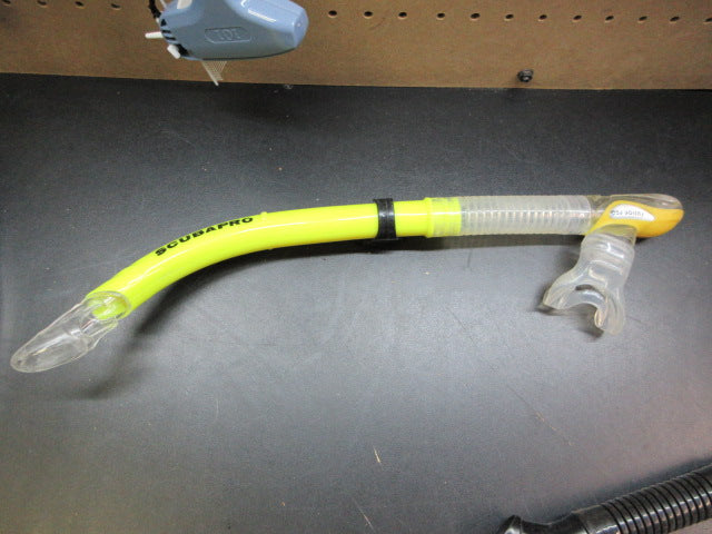 Load image into Gallery viewer, Used Scuba Pro Nexus Snorkel
