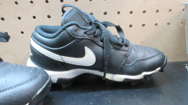 Load image into Gallery viewer, Used Air Jordan 1 Low TD Football Cleats - Size Youth 1
