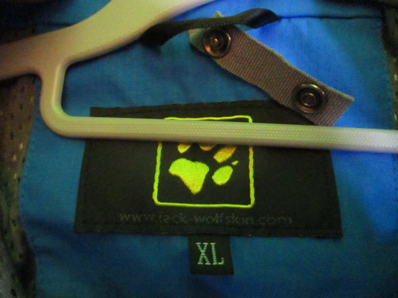 Load image into Gallery viewer, Used Jack Wolfskin Youth XL Winter Snow Jacket
