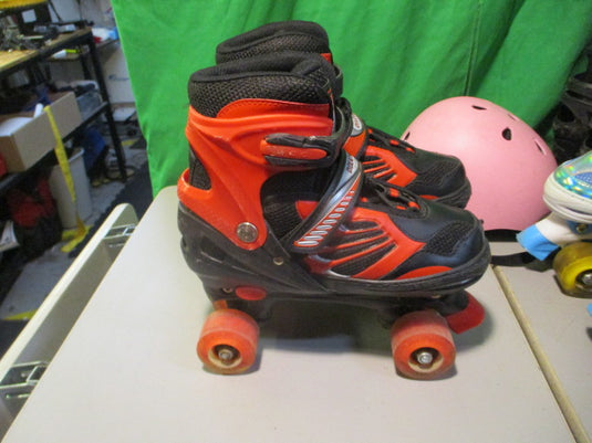Used Dikashi Size Large Quad Roller Skates
