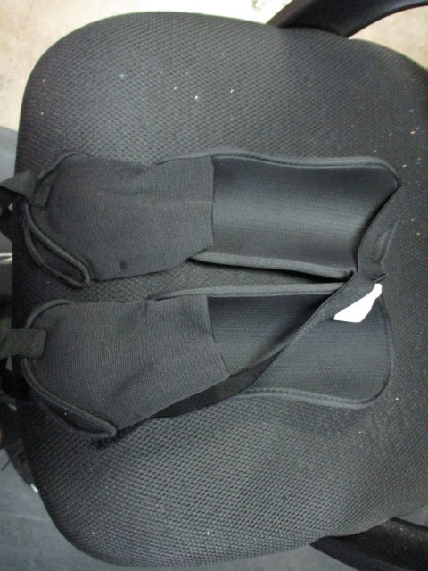 Load image into Gallery viewer, Used Rawxy Tibiaplate Size XXL 6&#39;2 - 6&#39;5 Adult Soccer Shin Guards
