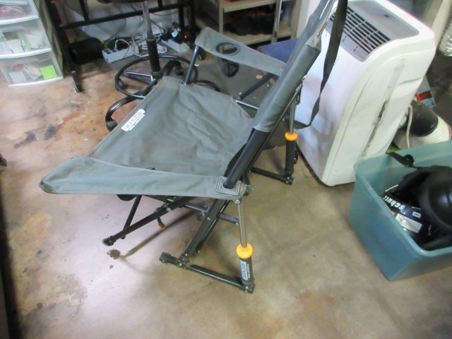 Load image into Gallery viewer, Used GCI Comfort Pro Rocker Folding Chair

