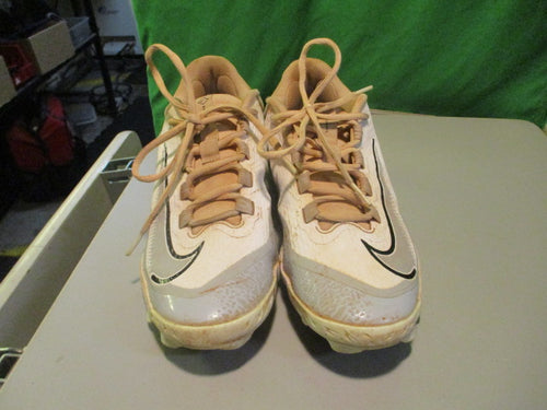 Used Nike React Size 7.5 Cleats