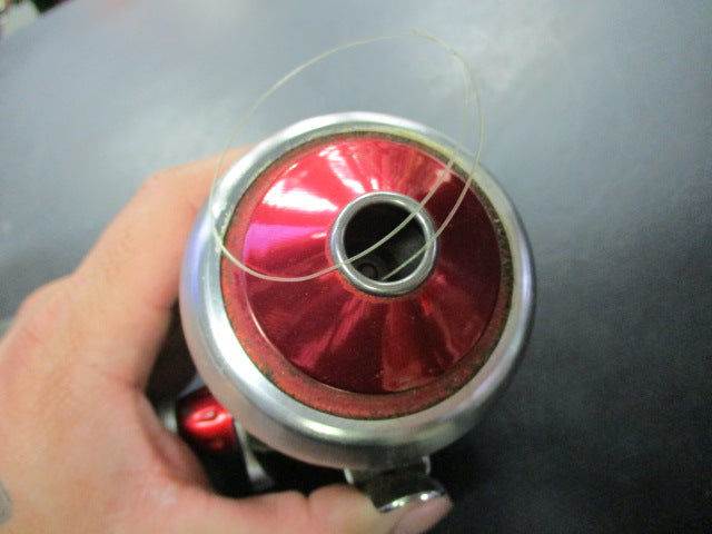 Load image into Gallery viewer, Used Rhino Fishing Reel
