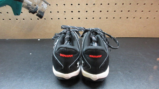 Used Under Armour Leadoff Baseball Cleats - Size Youth 2