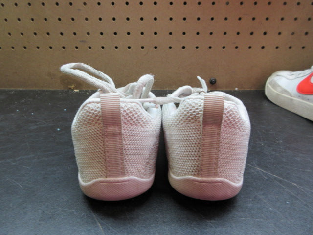 Load image into Gallery viewer, Used Anna Kern Sneaker Dance Shoes - Youth
