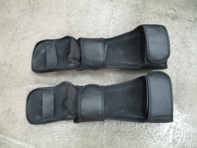 Load image into Gallery viewer, Used Fiving Muay Thai Shin Guards
