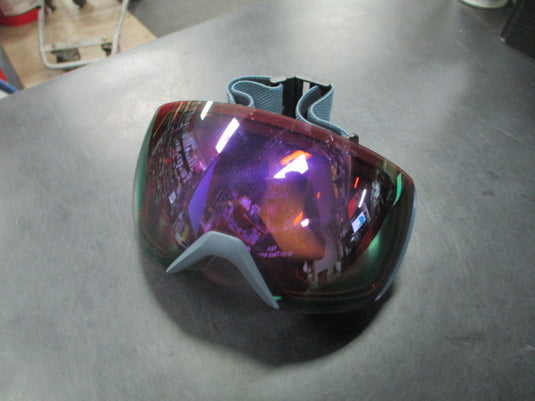 Used Smith SKYLINE XL ChromaPop Snow Goggles with Cloth Bag