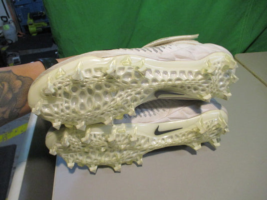 Used Nike Alpha Size 9 Football Cleats