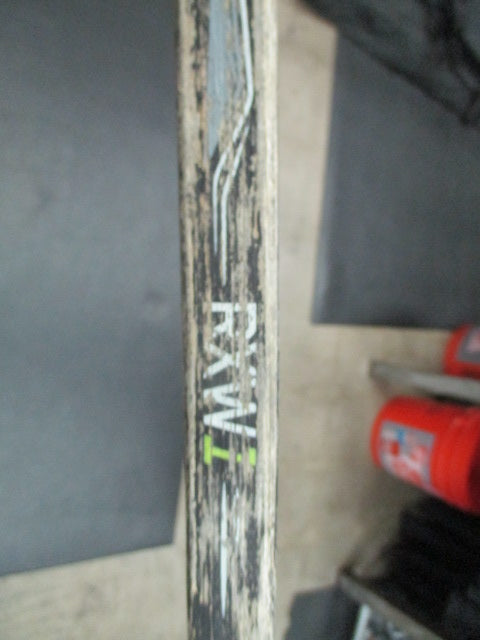 Load image into Gallery viewer, Used Winnwell RXW1 45&quot; Wood Hockey Stick - RH
