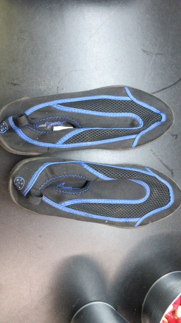Used Maui Sons Water Shoes - Size 10
