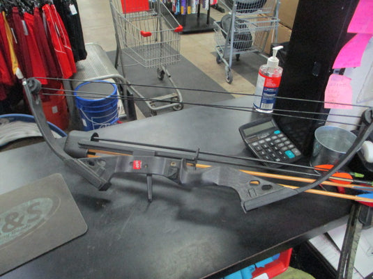 Used PSE Nova Jr. Compound Bow With Quiver