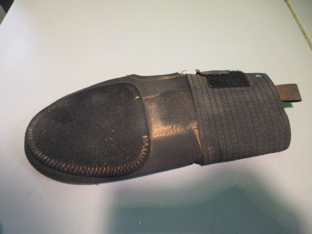 Load image into Gallery viewer, Used evoshield Baseball Sliding Mitt
