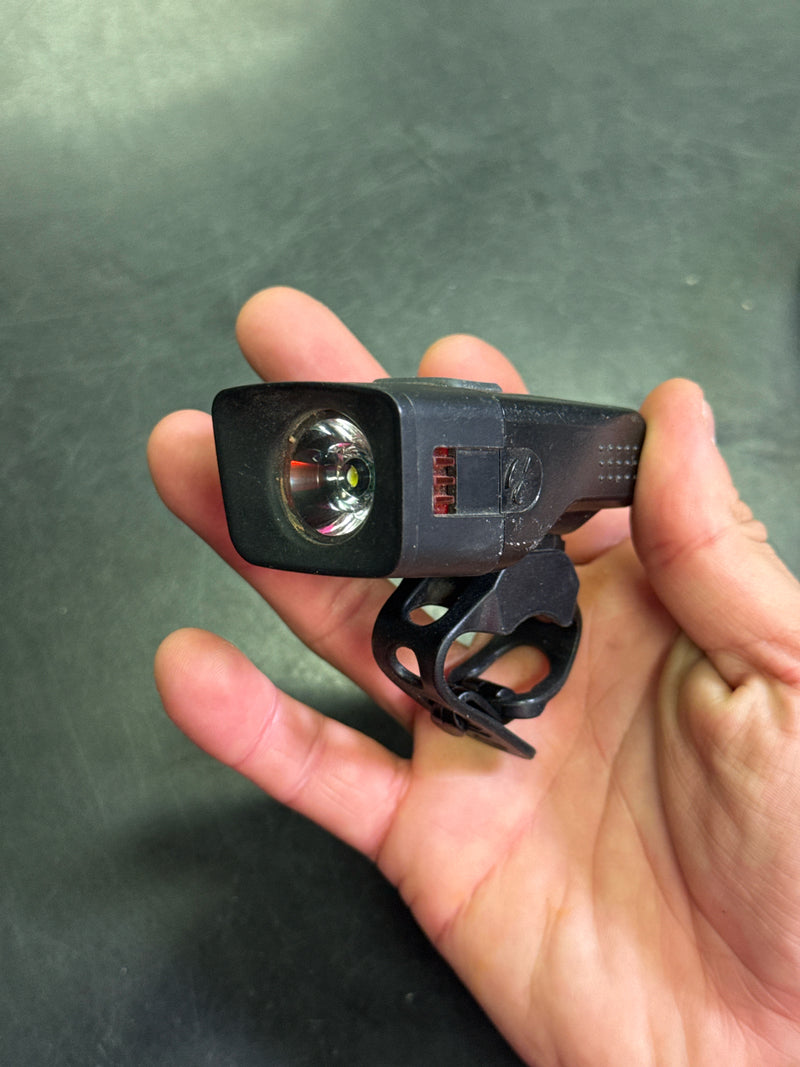 Load image into Gallery viewer, Used Bontrager ION 350 R Bicycle Front Headlight

