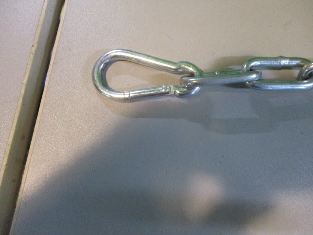 Load image into Gallery viewer, Used Chain with swivel
