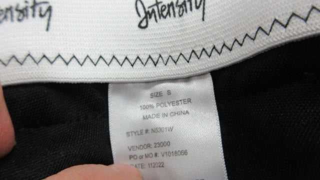 Load image into Gallery viewer, Used Intensity Youth Small Elastic Softball Pants
