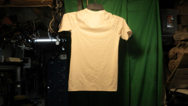 Load image into Gallery viewer, Used DSG Compression Shirt Youth Medium - White
