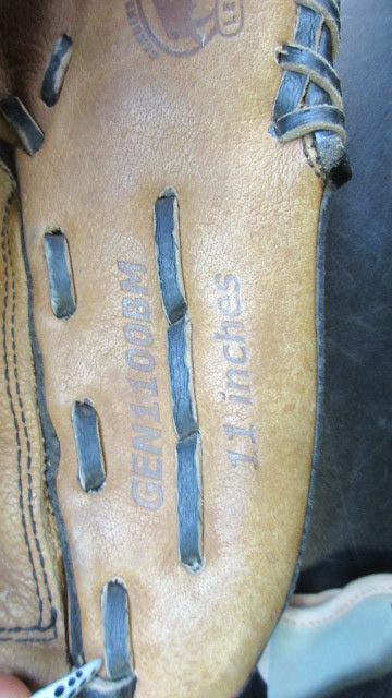 Used Louisville Slugger Genesis 1884 11" Leather Glove - RHT