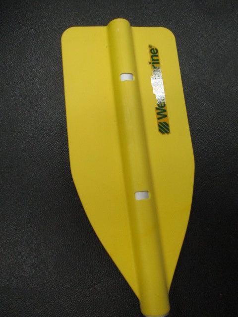 Used West Marine Telescopic Paddle