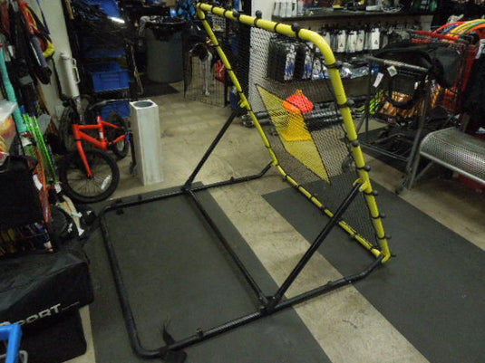 Used SKLZ Baseball / Softball Fold Out Fielding Trainer 4 x4 ft