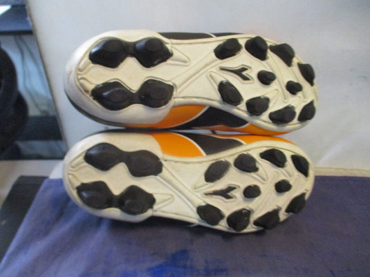Used Diadora Soccer Cleats Youth Size 9.5K