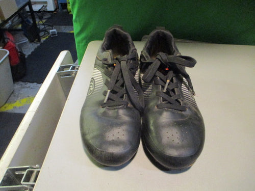 Used Rawlings Coolflo Tuff Tex Size 4 Cleats