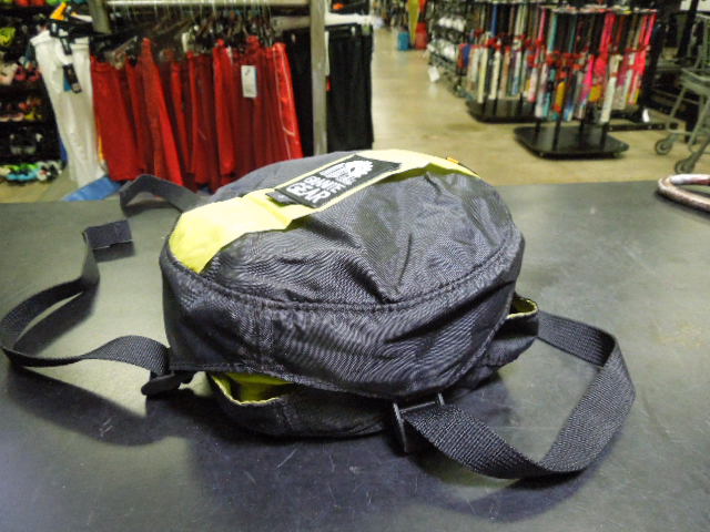 Load image into Gallery viewer, Used Granite Gear Stuff It Air Bag Size Small
