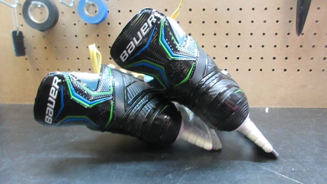 Load image into Gallery viewer, Used Bauer X-LP Ice Hockey Skates - Youth 13
