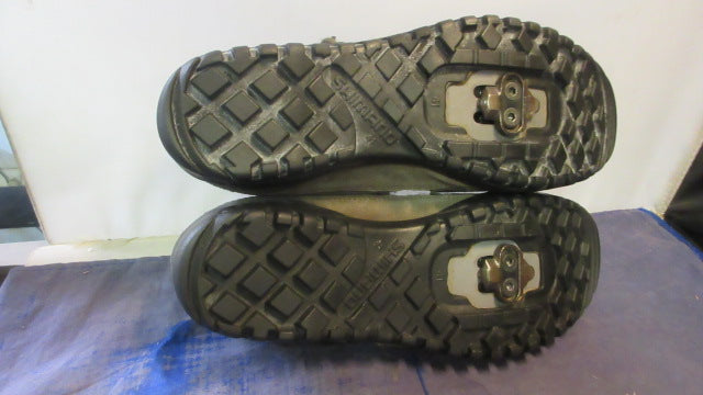 Load image into Gallery viewer, Used Shimano 038W Mountain Bicycle Shoes Adult Size 7.5
