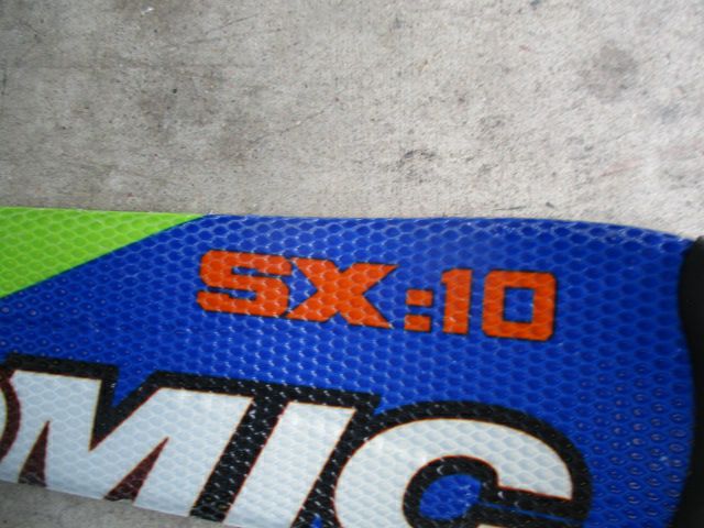 Load image into Gallery viewer, Used Atomic SX:10 Puls-Ti Downhill Skis w/ Neox 3 10 Bindings - 150 cm
