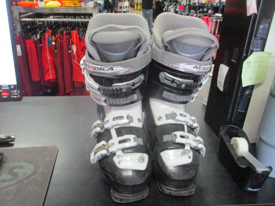 Used Nordica Olympia One 8 Size 6 - 6.5 Downhill Ski Boots