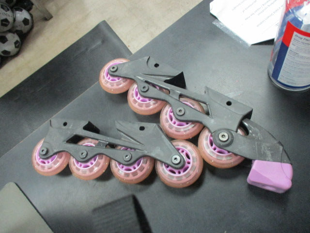 Load image into Gallery viewer, Used Roller Derby 2 In 1 Adjustable Skates Size 12- 2
