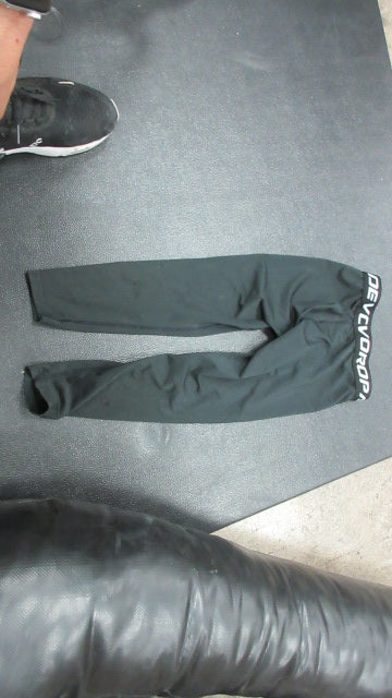 Load image into Gallery viewer, Used Devoropa Size XS Compression Leggings
