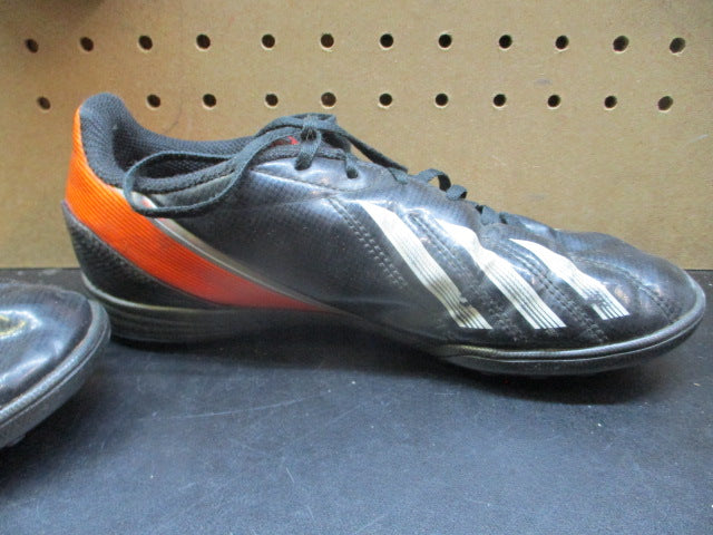 Load image into Gallery viewer, Used Adidas F50 TRX TF  Running Indoor Spiked Soccer Shoes - Size 4
