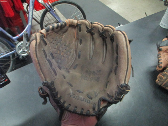 Load image into Gallery viewer, Used Mizuno Prospect Series With Power Close and SureFit Tech 10.5" RHT
