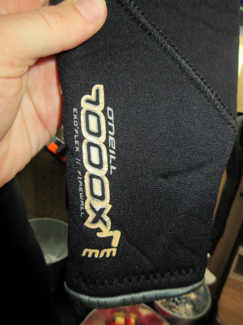 Load image into Gallery viewer, Used O'neill Dive 7000x Wetsuit - Size Medium
