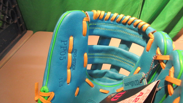 Load image into Gallery viewer, New Wilson Spring 2025 A2000® PP05 11.5” Infield Glove
