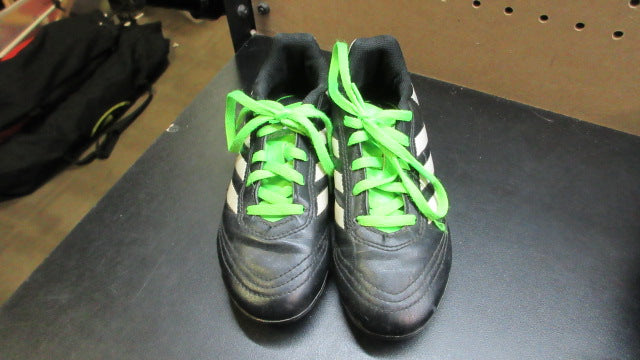 Load image into Gallery viewer, Used Adidas Nemesis Soccer Shoes - Size 3
