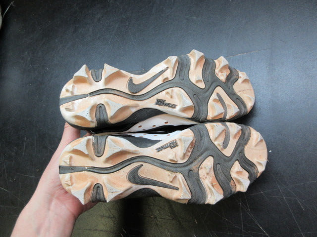 Load image into Gallery viewer, Used Nike Alpha Huarache 4 Keystone Baseball Cleats - Size Youth 2
